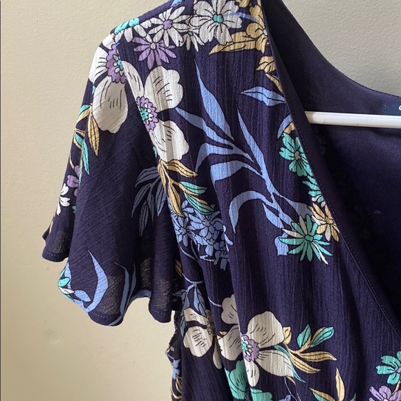 Floral print romper - Picture 3 of 3